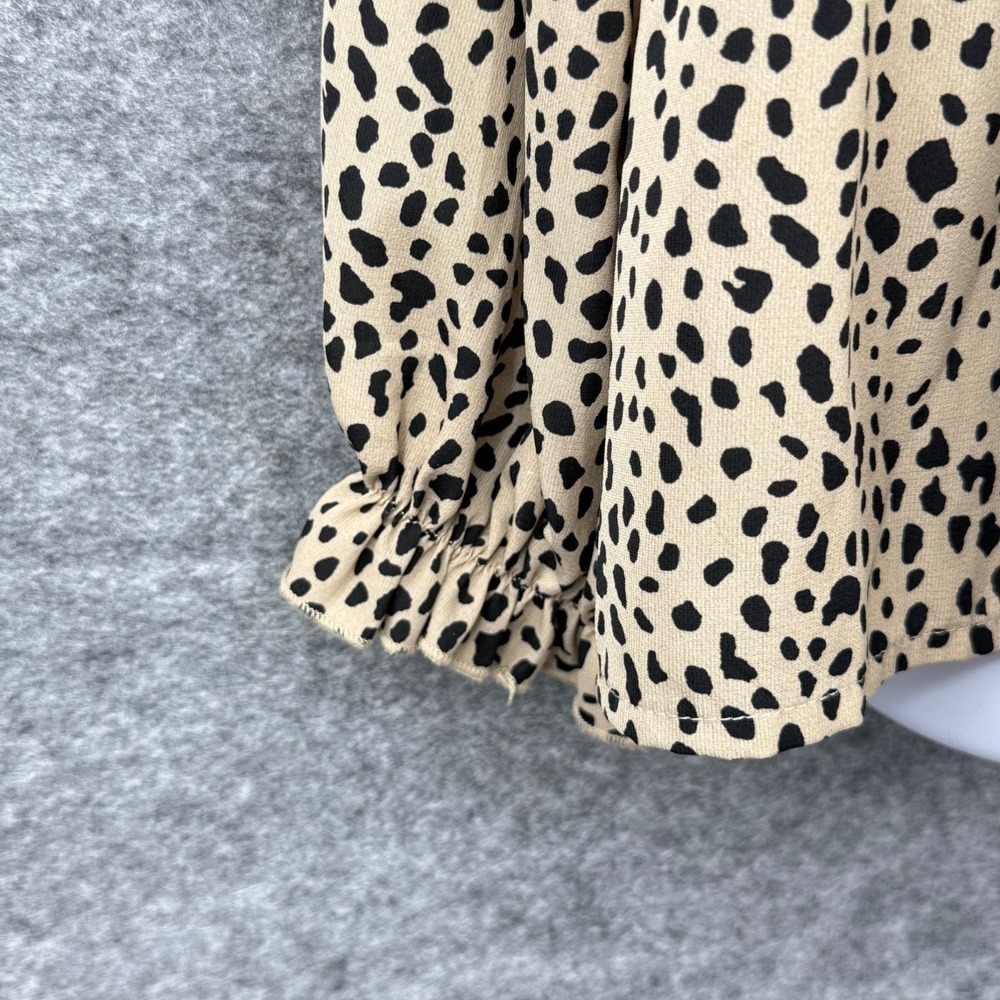 C.D.M. Womens Leopard‎ Print Ruffle Blouse Long Sleeve Size L Beige & Black - Picture 7 of 11